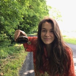 Meet your Posher, Danielle